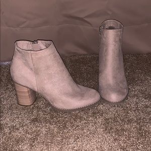 Tan Ankle Boots - NEVER WORN size 7